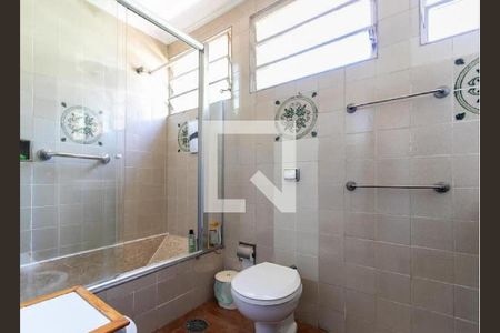 Casa à venda com 3 quartos, 250m² em Jardim Everest, São Paulo