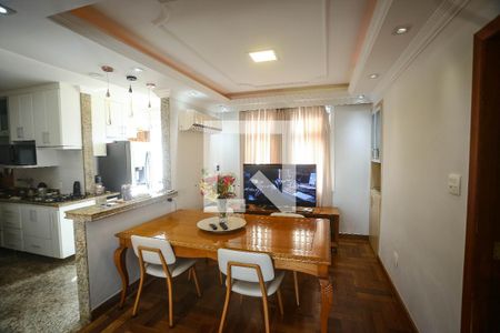 Sala de Jantar de apartamento à venda com 4 quartos, 200m² em Barro Preto, Belo Horizonte