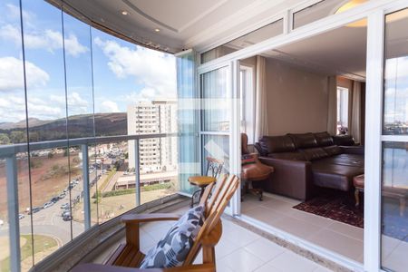 Varanda gourmet sala de apartamento à venda com 5 quartos, 388m² em Alphaville, Nova Lima