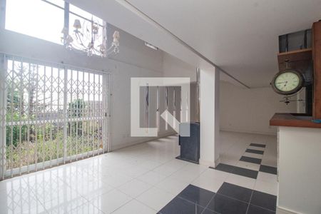 Sala de casa à venda com 2 quartos, 250m² em Sétimo Céu, Porto Alegre