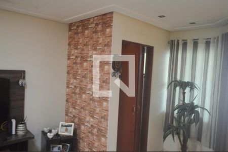 Sala de casa para alugar com 2 quartos, 134m² em Vila Santa Isabel, São Paulo