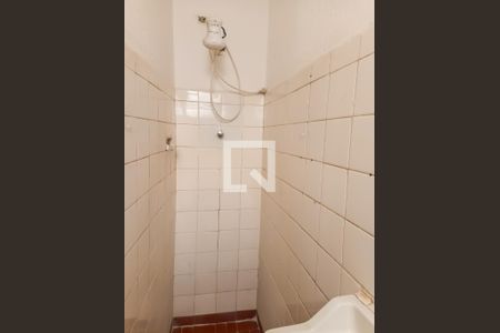 Banheiro de apartamento para alugar com 1 quarto, 55m² em Piedade, Rio de Janeiro