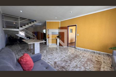 Sala de casa para alugar com 5 quartos, 320m² em Jardim Proenca I, Campinas