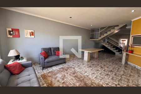 Sala de casa para alugar com 5 quartos, 320m² em Jardim Proenca I, Campinas