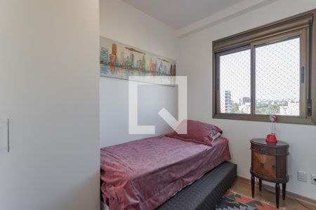 Quarto 2 de apartamento para alugar com 2 quartos, 80m² em Passo D’areia, Porto Alegre