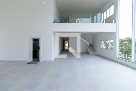 Sala de casa de condomínio para alugar com 5 quartos, 585m² em Rio Cotia, Cotia