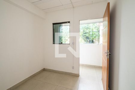 Quarto 2 de casa para alugar com 2 quartos, 60m² em União, Belo Horizonte