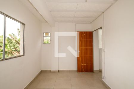 Quarto 1 de casa para alugar com 2 quartos, 60m² em União, Belo Horizonte