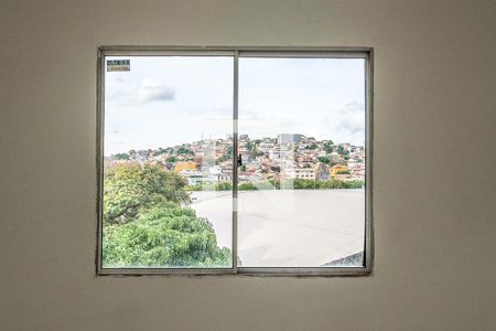 Vista do Quarto 1 de casa para alugar com 2 quartos, 60m² em União, Belo Horizonte