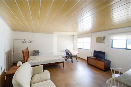 Quarto de casa à venda com 1 quarto, 260m² em Praça da Bandeira, Rio de Janeiro