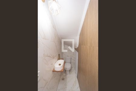 Lavabo de casa de condomínio para alugar com 4 quartos, 124m² em Parque Boturussu, São Paulo