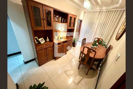 Sala de apartamento à venda com 3 quartos, 114m² em Santa Terezinha, Belo Horizonte