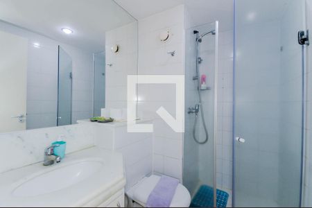 Banheiro de apartamento à venda com 1 quarto, 42m² em Centro, Guarulhos