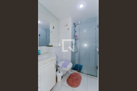 Banheiro de apartamento à venda com 1 quarto, 42m² em Centro, Guarulhos