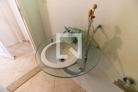 Lavabo de casa de condomínio à venda com 2 quartos, 206m² em Serra Grande, Niterói