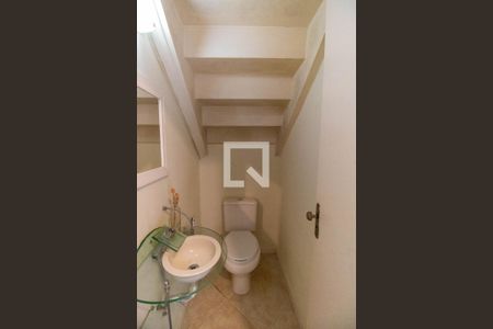 Lavabo de casa de condomínio à venda com 2 quartos, 206m² em Serra Grande, Niterói