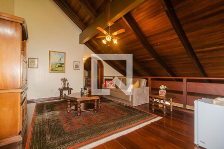 Sala 2 de casa à venda com 3 quartos, 430m² em Sétimo Céu, Porto Alegre