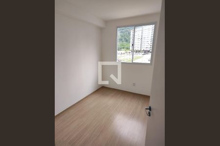 Quarto 1 de apartamento à venda com 2 quartos, 50m² em Camorim, Rio de Janeiro