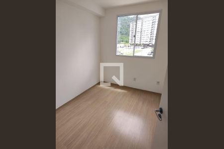 Quarto 1 de apartamento à venda com 2 quartos, 50m² em Camorim, Rio de Janeiro