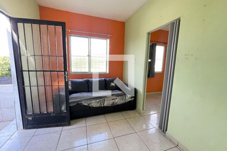 Sala de casa para alugar com 2 quartos, 75m² em Vila São Luis, Duque de Caxias