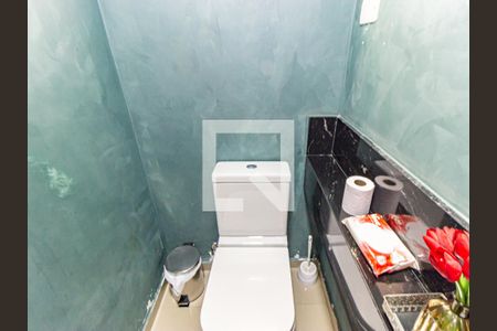 Lavabo de casa de condomínio à venda com 3 quartos, 192m² em Vila Invernada, São Paulo
