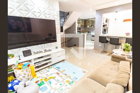 Sala de casa de condomínio à venda com 3 quartos, 192m² em Vila Invernada, São Paulo