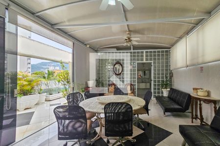 Sala de apartamento para alugar com 3 quartos, 230m² em Jardim Santa Genoveva, Guarujá