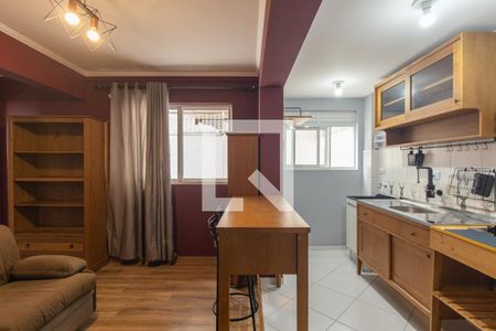 Sala de apartamento para alugar com 1 quarto, 34m² em Vila Izabel, Curitiba