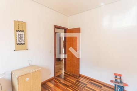 Quarto 1 de casa à venda com 5 quartos, 192m² em Paraíso, Belo Horizonte