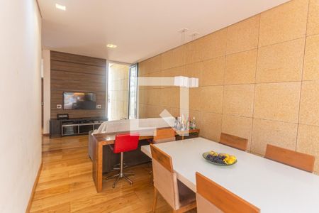 Sala de casa à venda com 5 quartos, 192m² em Paraíso, Belo Horizonte