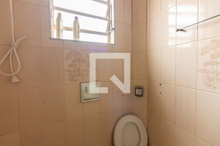 Banheiro de casa para alugar com 1 quarto, 70m² em Quitaúna, Osasco