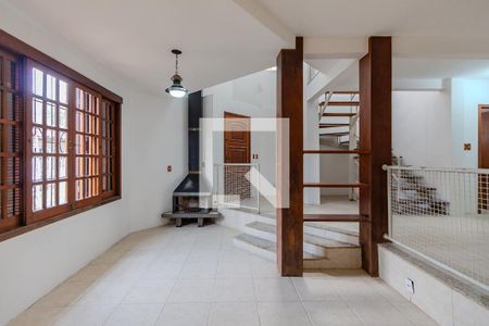 Sala de casa à venda com 3 quartos, 325m² em Serraria, Porto Alegre