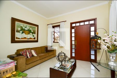 Sala de casa à venda com 3 quartos, 550m² em Colégio Batista, Belo Horizonte