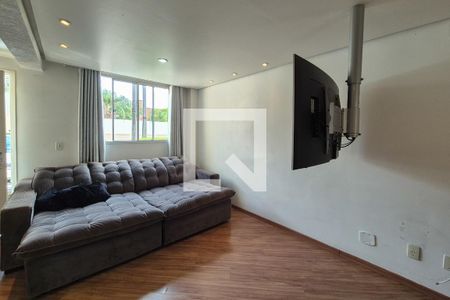 Sala de casa de condomínio à venda com 3 quartos, 111m² em Taboão, São Bernardo do Campo