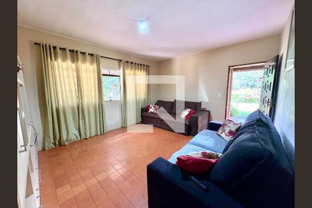 Sala de casa à venda com 3 quartos, 3000m² em Caxambu, Jundiaí