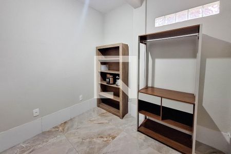 Quarto 1 de apartamento para alugar com 2 quartos, 65m² em Badu, Niterói