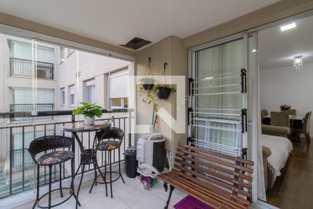 Varanda Gourmet de apartamento à venda com 2 quartos, 68m² em Jardim Flor da Montanha, Guarulhos