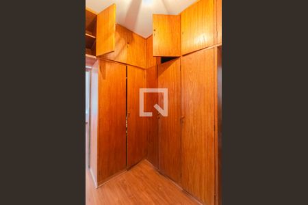 Closet da suíte 1 de casa para alugar com 5 quartos, 452m² em Vila Mariana, São Paulo