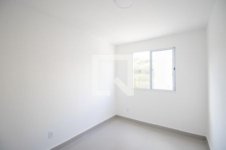 Quarto de apartamento para alugar com 2 quartos, 50m² em Colubandê, São Gonçalo