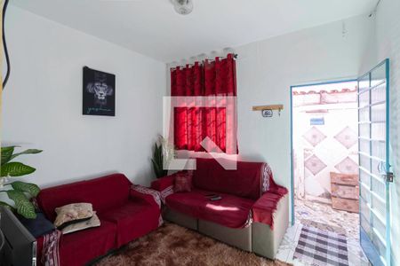 Sala de casa à venda com 2 quartos, 360m² em Piratininga, Belo Horizonte