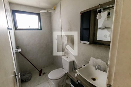 Banheiro de apartamento à venda com 2 quartos, 75m² em Chácara Agrindus, Taboão da Serra