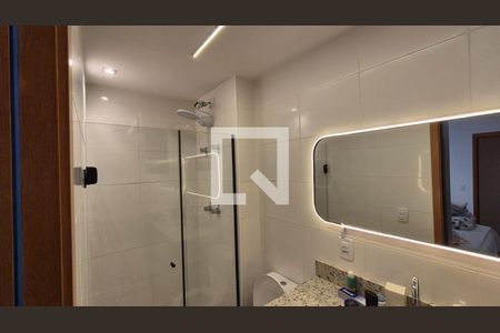 Banheiro de apartamento à venda com 2 quartos, 55m² em Camaquã, Porto Alegre