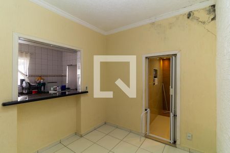 Casa 1 Sala de casa à venda com 2 quartos, 160m² em Vila Tolstoi, São Paulo