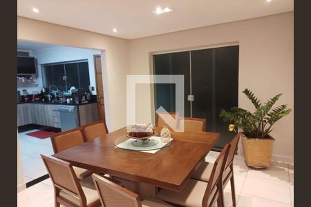 Casa à venda com 3 quartos, 250m² em Parque da Mooca, São Paulo