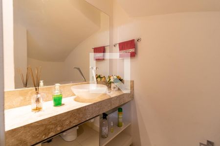 Lavabo de casa de condomínio à venda com 3 quartos, 150m² em Partenon, Porto Alegre