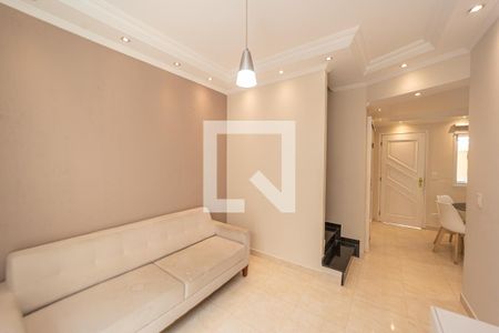 Sala de casa de condomínio para alugar com 3 quartos, 110m² em Vila Pierina, São Paulo