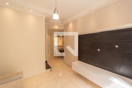 Sala de casa de condomínio para alugar com 3 quartos, 110m² em Vila Pierina, São Paulo