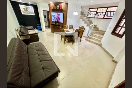 Sala de casa para alugar com 3 quartos, 240m² em São João Batista, Belo Horizonte