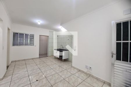 Sala e Cozinha de casa de condomínio para alugar com 2 quartos, 40m² em Vila Formosa, São Paulo