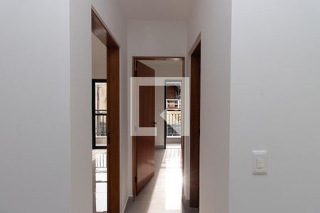 Corredor de apartamento à venda com 2 quartos, 43m² em Vila Medeiros, São Paulo